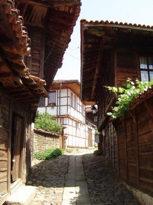 016_576x768.JPG