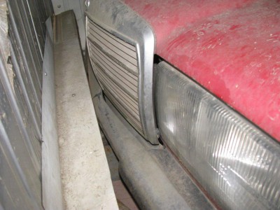 MB 230E Coupe Bj.78 Rot 011.jpg